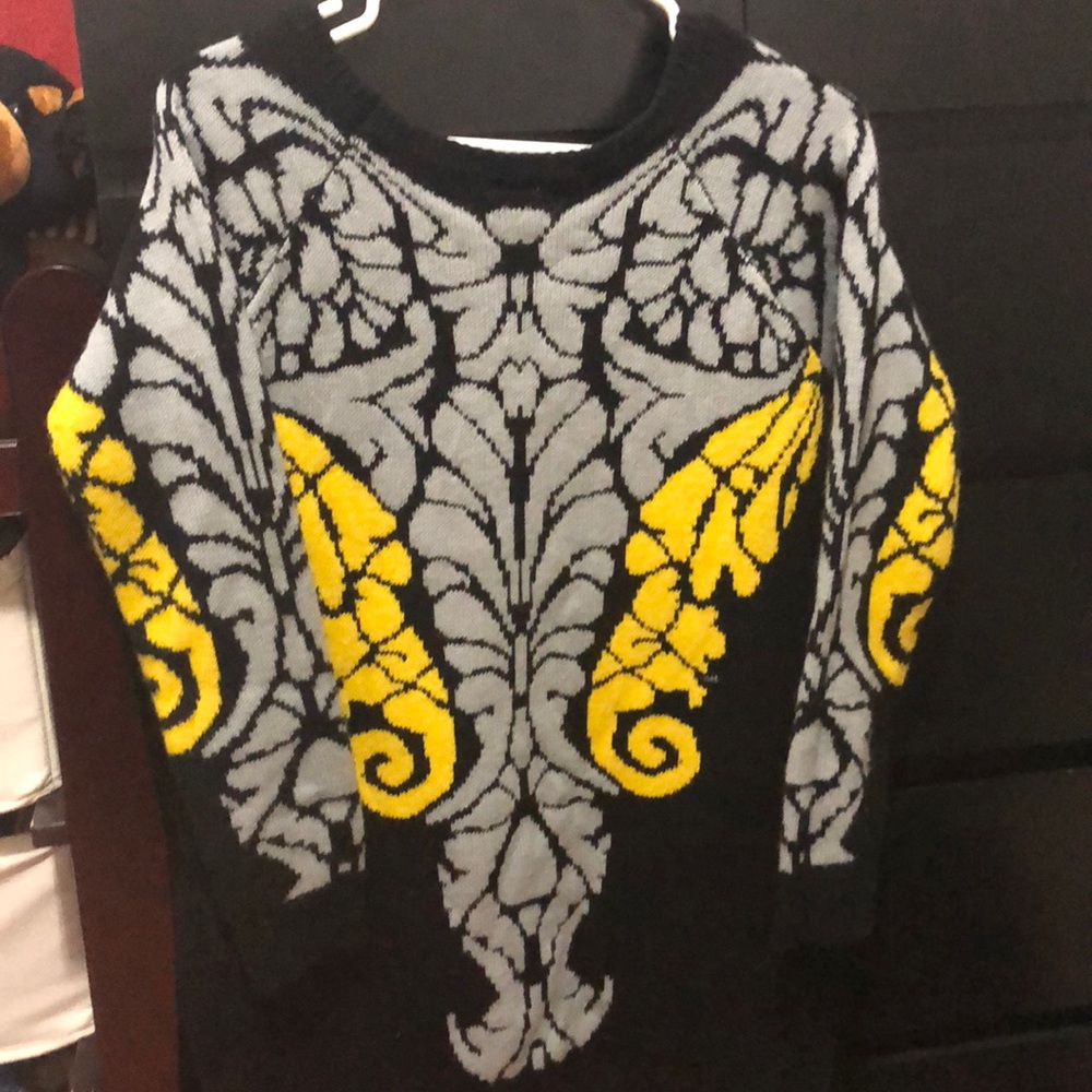 Long Sweater - Picture 2 of 2